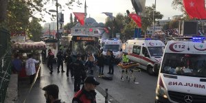 Özel halk otobüsü yayalara çarptı: 13 yaralı