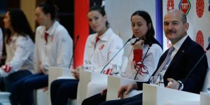 Bakan Soylu gençlere 'doğru istikamet' tavsiyesinde bulundu