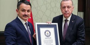 'En fazla fidan dikme rekoru' belgesi Cumhurbaşkanı Erdoğan'a takdim edildi