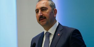 Gül: Hiçbir yapının yargıya sızmasına müsaade etmemek boynumuzun borcudur