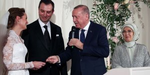 Cumhurbaşkanı Erdoğan nikah şahidi oldu!