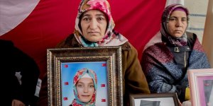 Diyarbakır annelerinden Akkuş: Kızım kokunu, sesini çok özledik