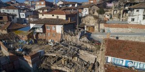 Manisa'daki deprem sonrası hasar tespit çalışması başlatıldı