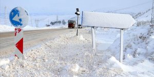 Sivas'ta 532 köy yolu kar nedeniyle ulaşıma kapandı