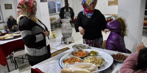 Bilecik'te asırlık kandil geleneği sürdürülüyor