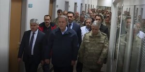 Akar ve komutanlardan yaralı askerlere ziyaret