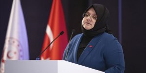 Selçuk: Evde bakım yardımı ve engelli aylıklarından yararlananların rapor süresi uzatıldı