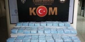 Van'da gümrük kaçağı 6 bin 900 tıbbi maske ele geçirildi!