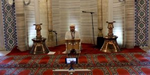 Selimiye'de 'cuma vaazı' sosyal medyadan canlı yayınlandı