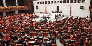 Koronavirüse karşı ekonomik önlemler içeren kanun teklifi yasalaştı