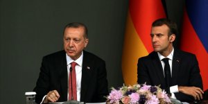 Cumhurbaşkanı Erdoğan, Fransa Cumhurbaşkanı Macron'la telefonda görüştü