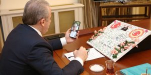 Minik öğrenciden TBMM Başkanı Şentop'a 23 Nisan hediyesi