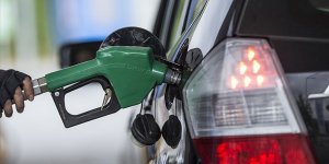 Benzine 16 kuruş zam yapıldı