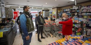 Sokağa çıkma kısıtlamasında marketler denetlendi