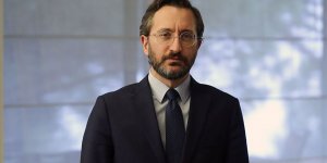 Altun: Sağlık çalışanlarımız başarılarıyla dünyaya örnek oluyor
