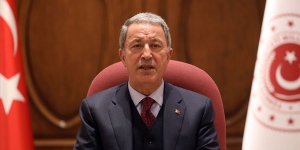 Akar: Suriye ve Irak'ın kuzeyinde terörle mücadelemiz aralıksız sürüyor