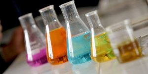 Benzin türlerine etanol harmanlama zorunluluğuna 'kademeli geçiş'