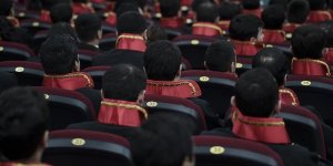 HSK, 26 hakim ve savcıyı görevden uzaklaştırdı!