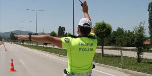 Kovid-19 tanısı konulan kişi tatile giderken yakalandı!