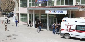 Şemdinli'de askeri aracın geçişi sırasında patlama meydana geldi