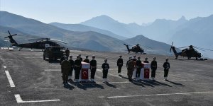 Şehit askerler Hakkari'de düzenlenen törenle memleketlerine uğurlandı