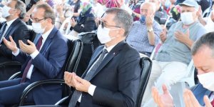 Bakan Selçuk, Kocaeli'de deprem şehitlerini anma törenine katıldı
