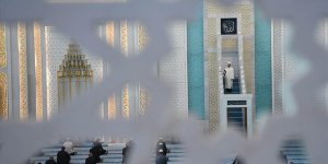 Cuma hutbesinde 'Kovid-19'la mücadele' vurgusu