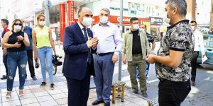 Kovid-19 nedeniyle hastanede yatan 80 yaşındaki kadın 72 saat içinde 5 düğüne gitmiş!