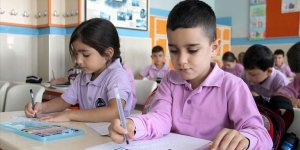 Okullarda yüz yüze eğitim için 'yeni vaka sayısı 500'ün altına inmeli' tavsiyesi
