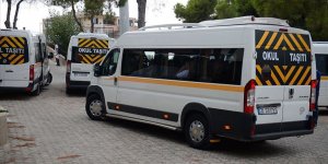 Öğrenciler, okullar kapanana kadar servisin aynı koltuğunda oturacak!