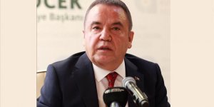 Kovid-19 tedavisi gören Muhittin Böcek'in sağlık durumu stabil