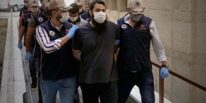 Bursa ve Mersin'deki DEAŞ operasyonunda yakalanan 5 zanlı adliyeye sevk edildi