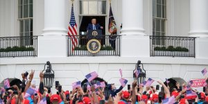 Trump Kovid-19'a yakalanmasının ardından ilk kez kamuya açık bir etkinliğe katıldı