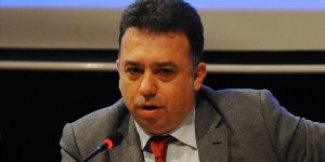 "Yanlış yorumlanmaya müsait şekilde paylaştığım mesaj dolayısıyla kamuoyundan özür diliyorum"