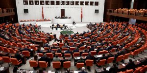 TBMM'nin Fransa Cumhurbaşkanı Macron'u 'telin ve teşhir' kararı Resmi Gazete'de