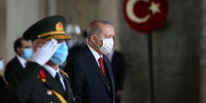 "Zaferlerle dolu şanlı mazimizden cesaret alarak birlik beraberlik ve kardeşlik içinde yürümeye devam edeceğiz"