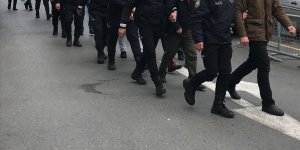 İstanbul merkezli 3 ilde FETÖ'nün mali yapılanmasına operasyon