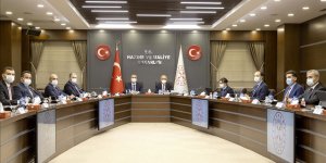 Hazine ve Maliye Bakanı Elvan ile Adalet Bakanı Gül, MÜSİAD yönetimiyle bir araya geldi