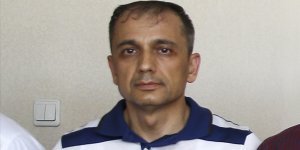 Hava Kuvvetleri Harekat Merkezi'ni işgal eden general Kemal Mutlum