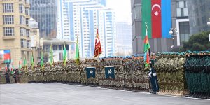 ...Azerbaycan'da Zafer Geçidi Töreni...