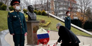 Rus Büyükelçi Andrey Karlov Ankara'da anıldı!