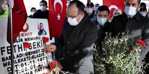 Şehit polis Fethi Sekin Elazığ'daki kabri başında anıldı!