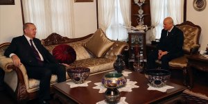 Cumhurbaşkanı Erdoğan, MHP Genel Başkanı Bahçeli'yi evinde ziyaret etti!