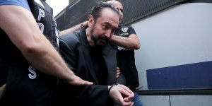 Adnan Oktar bin yılı aşkın hapis cezasına çarptırıldı!