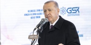 Erdoğan: Kendini bilen, tarihini bilen gençler yetiştirmeden geleceğimize güvenle bakamayız