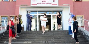 Koruyucu aile yanında büyüyen çocuk sayısı 8 bine yaklaştı
