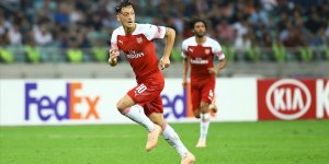 Fenerbahçe Mesut Özil'i borsaya bildirdi!