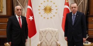 Türk-İş Genel Başkanı Atalay, Cumhurbaşkanı Erdoğan'a çalışma hayatının sorunlarıyla ilgili rapor sundu