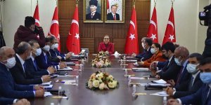 Pekcan: Yaklaşık 1 milyon 300 bin esnafımızın 13 milyar liralık kredi borcu ertelendi