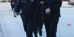 Başkentte FETÖ'nün hücre evlerine operasyonlarda 13 firari örgüt üyesi yakalandı